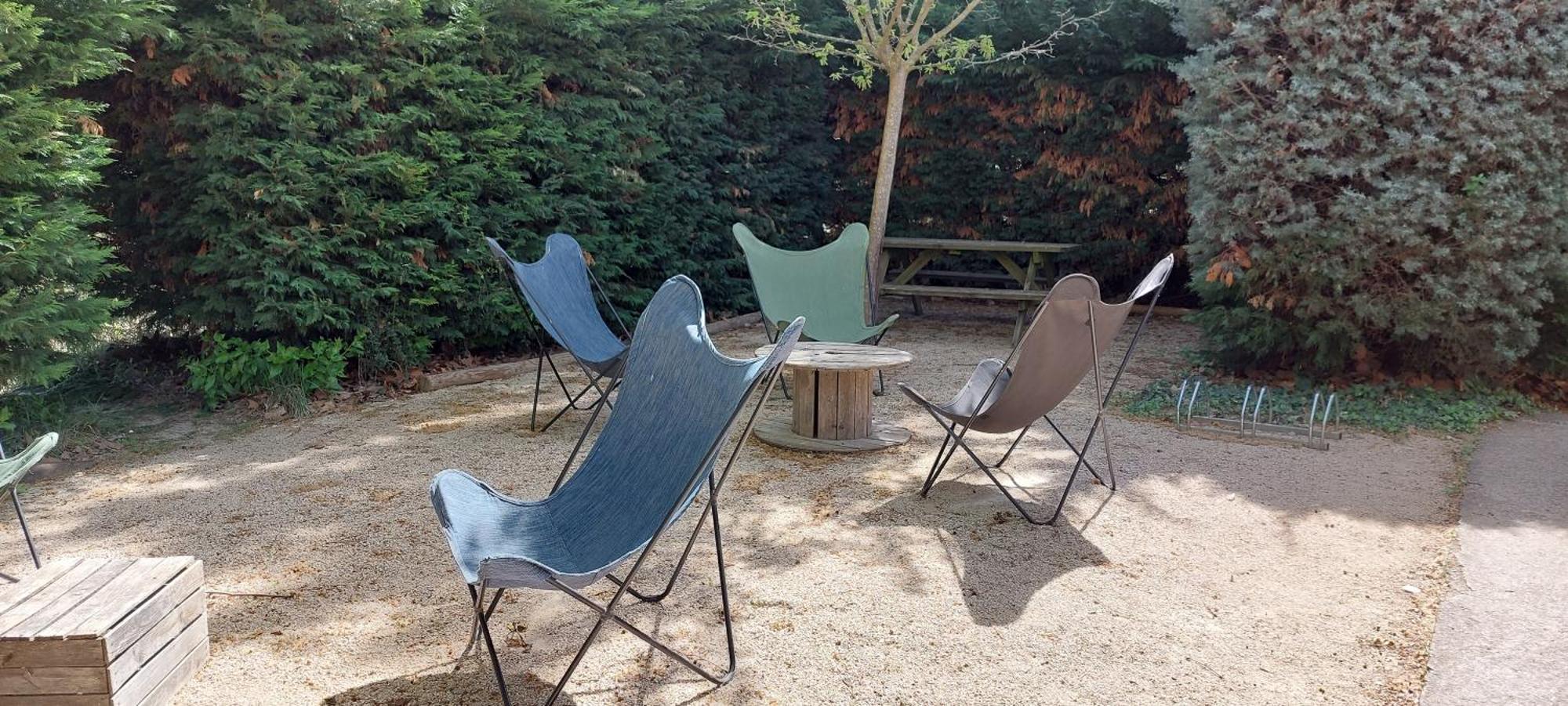 Malaucène Chambres D'Hotes Aux Tournesols מראה חיצוני תמונה