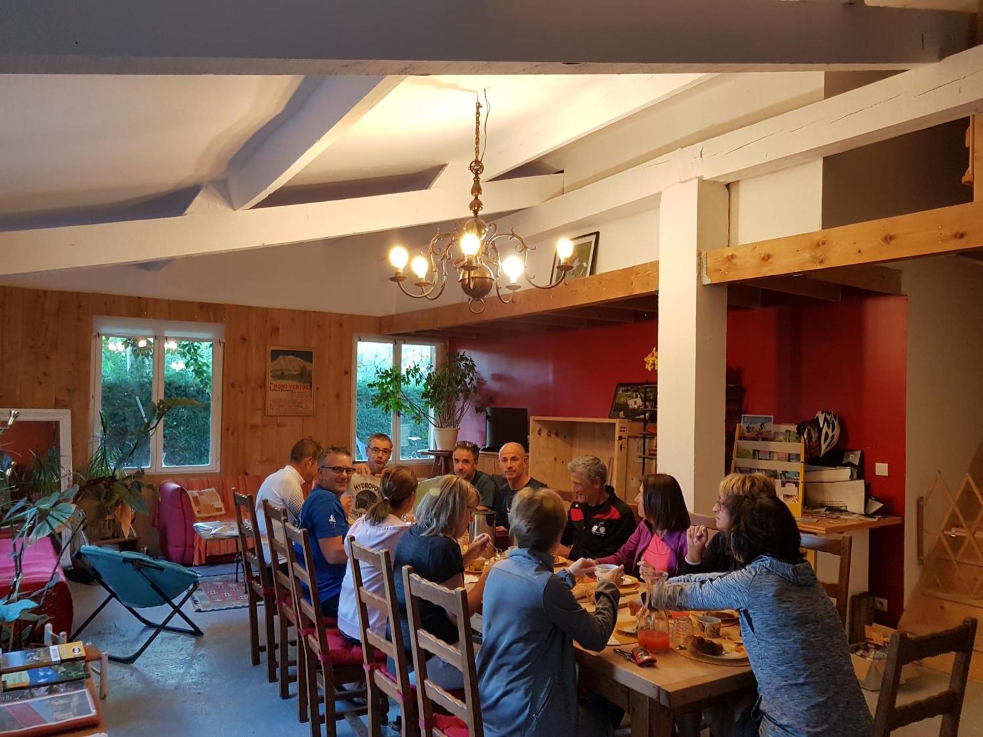 Malaucène Chambres D'Hotes Aux Tournesols מראה חיצוני תמונה
